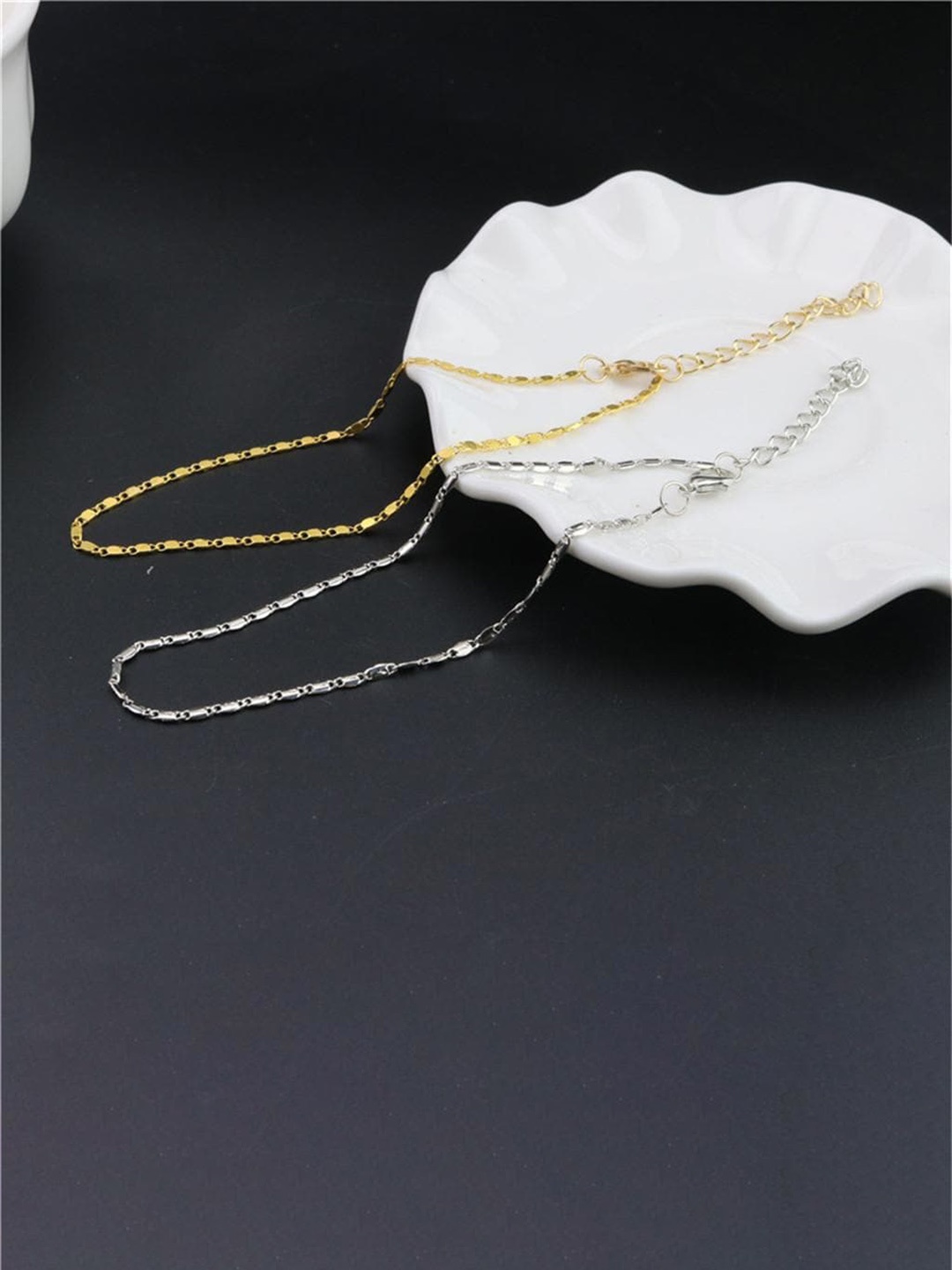 

Lyla Silver-Plated Chain Anklets