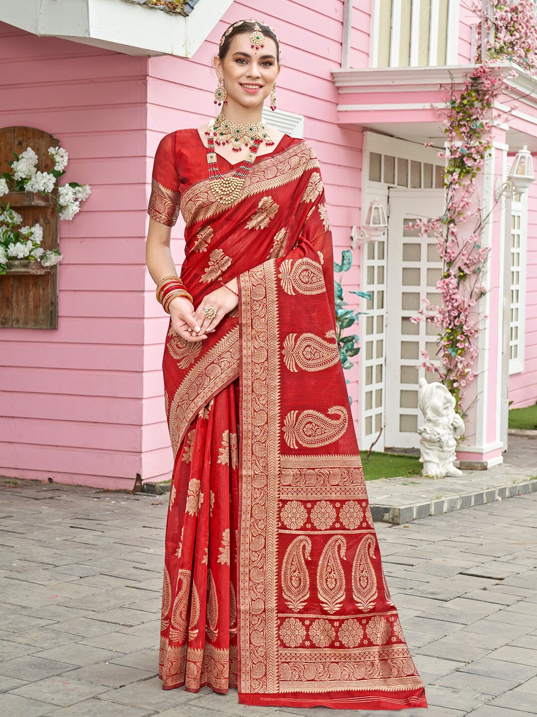 

Anouk Red & Gold-Toned Paisley Woven Design Zari Saree