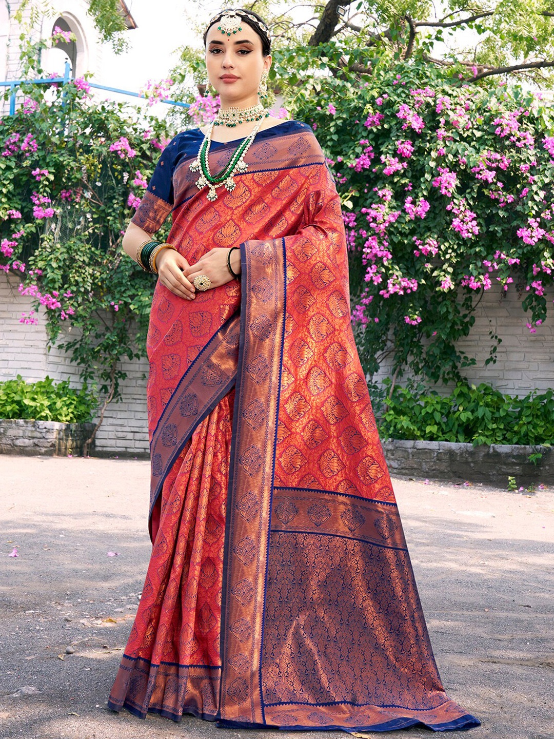 

Anouk Pink Ethnic Motifs Woven Design Zari Kanjeevaram Saree