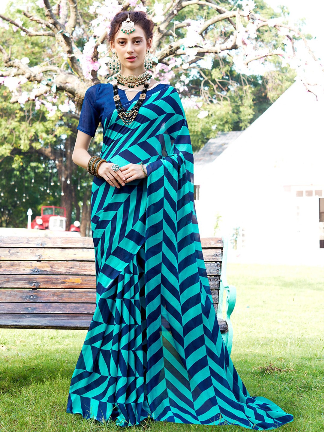 

Anouk Turquoise Blue Striped Saree
