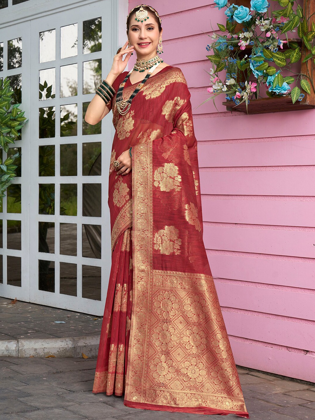 

Anouk Red & Gold-Toned Woven Design Zari Art Silk Saree
