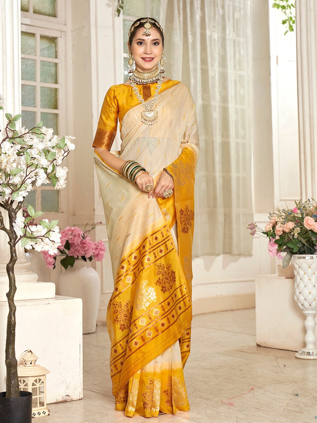 

Anouk Woven Design Saree, Yellow