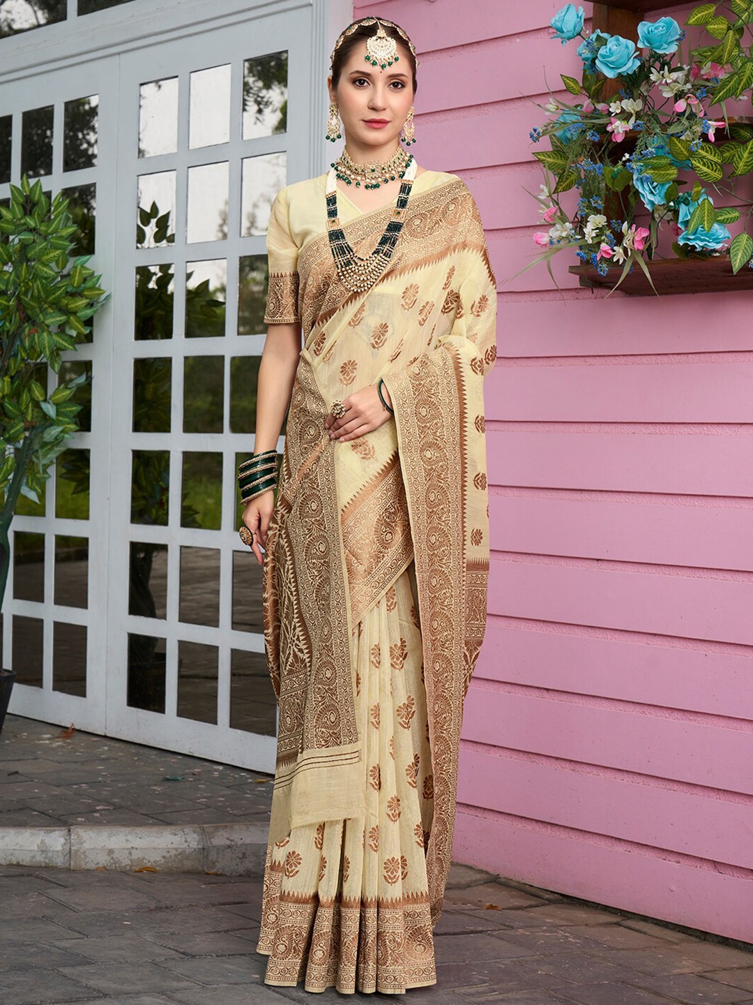 

Anouk Woven Design Zari Saree, Cream