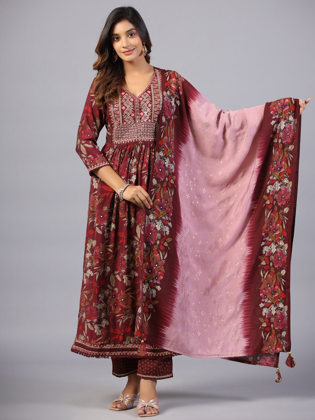 

Amchoor Floral Printed Sequinned Kurta with Trousers & With Dupatta, Maroon