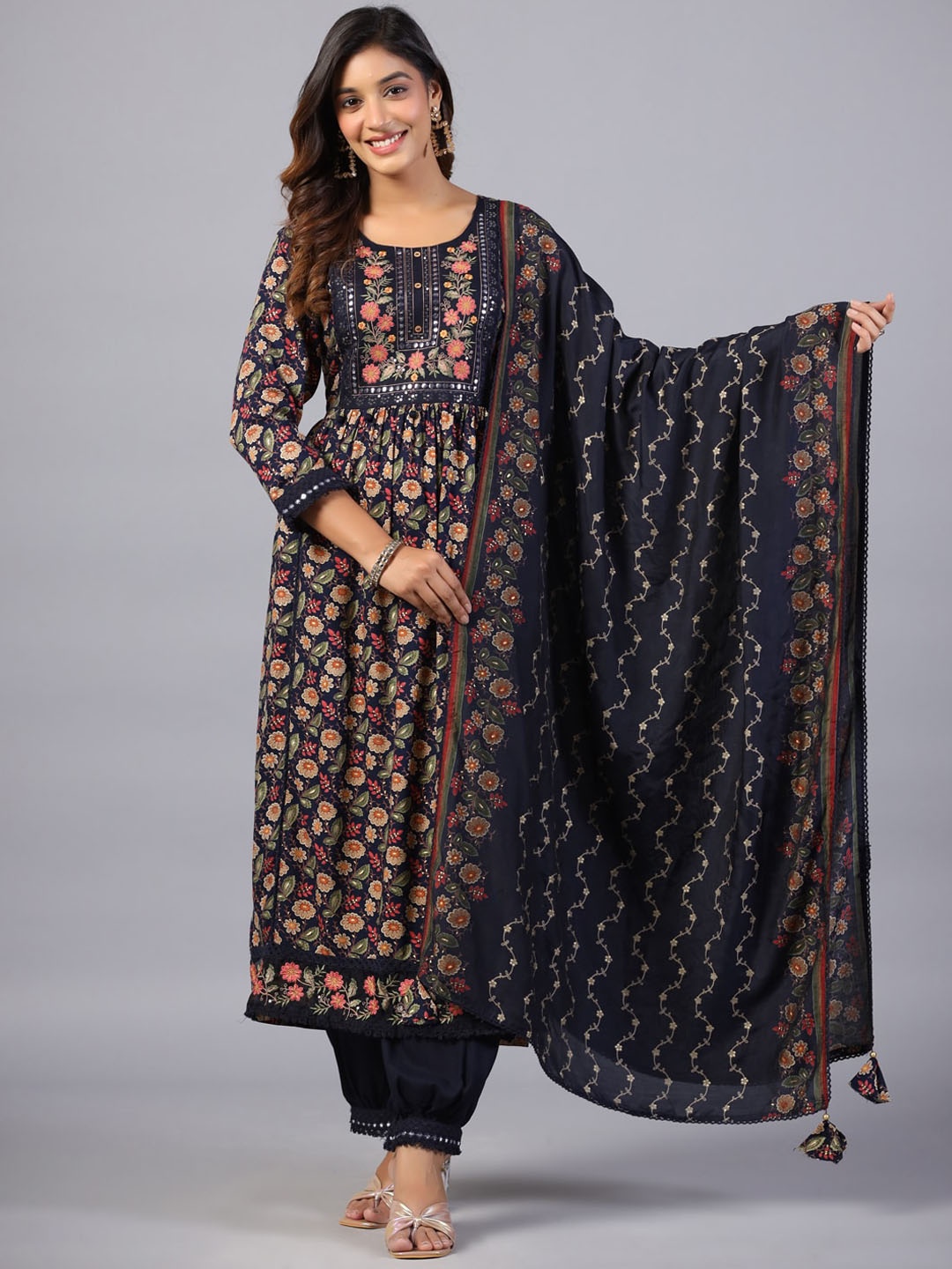 

Amchoor Floral Printed Sequinned Kurta with Harem Pants & With Dupatta, Navy blue