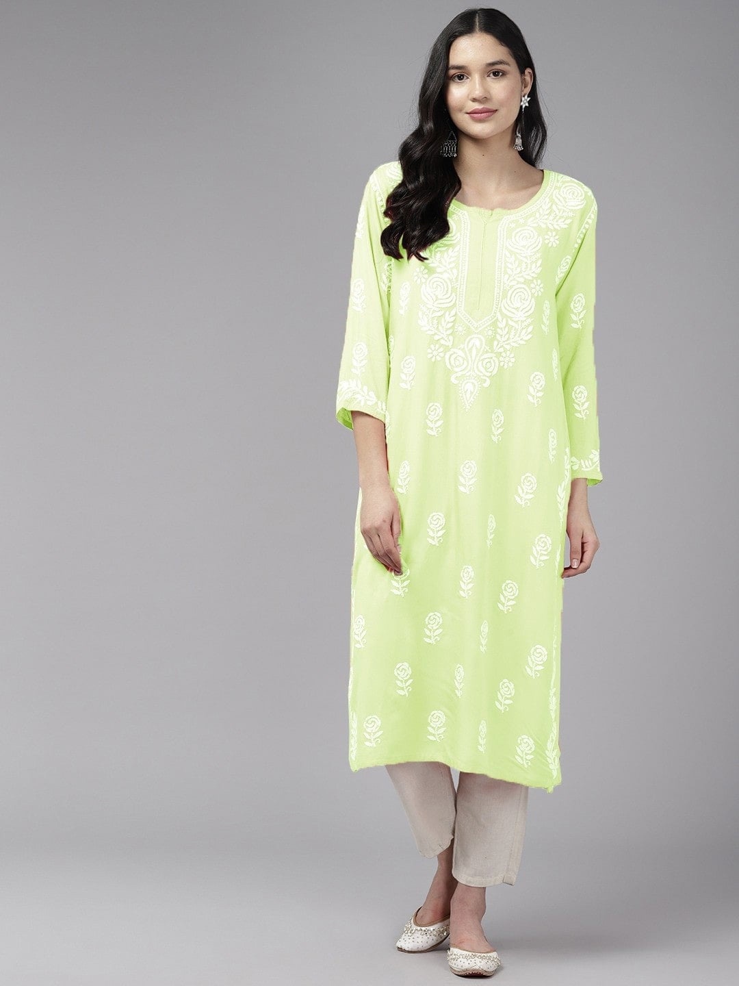 

ADA Ethnic Motifs Embroidered Lucknowi Chikankari Kurta, Lime green