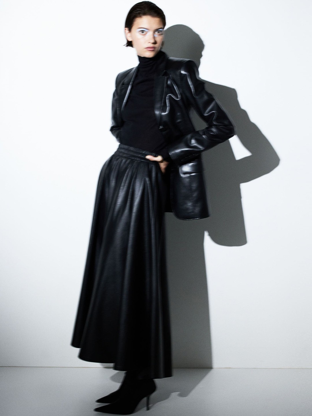

H&M Coated A-Line Skirt, Black