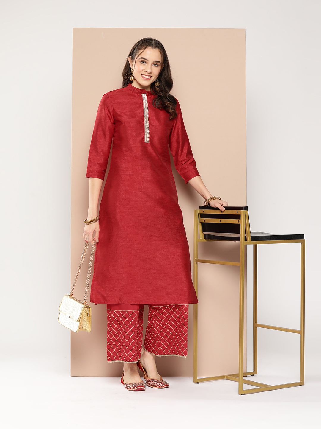 

HERE&NOW Yoke Design Sequinned Kurta, Red