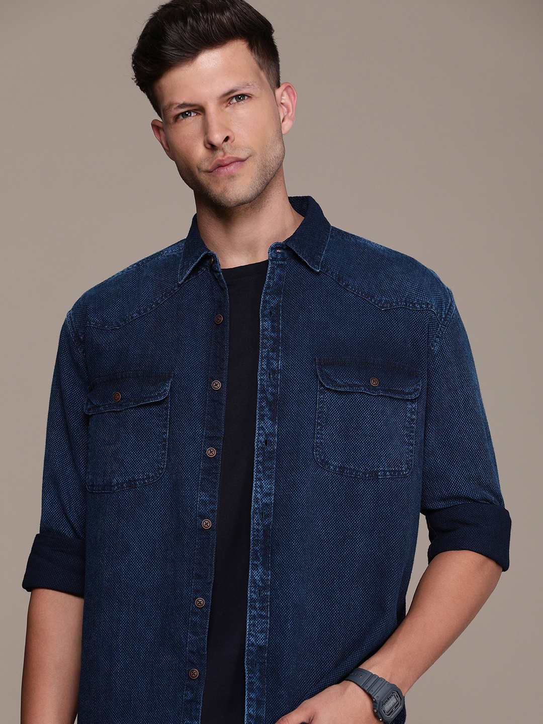Roadster Men Relaxed Solid Denim Casual Shirt, Blue