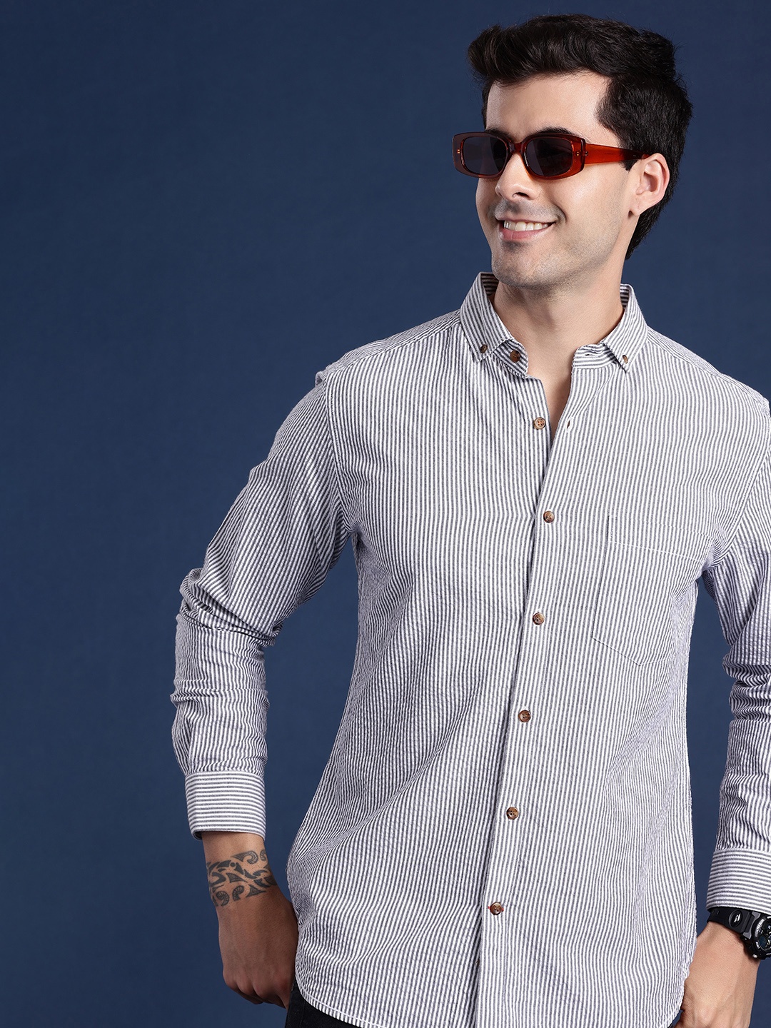 

Mast & Harbour Men Striped Pure Cotton Casual Shirt, Grey