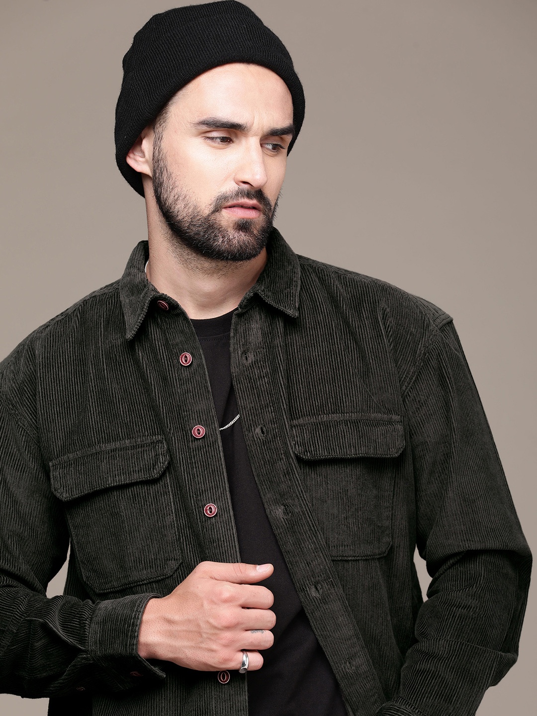 

Roadster Men Relaxed Pure Cotton Corduroy Shacket, Olive