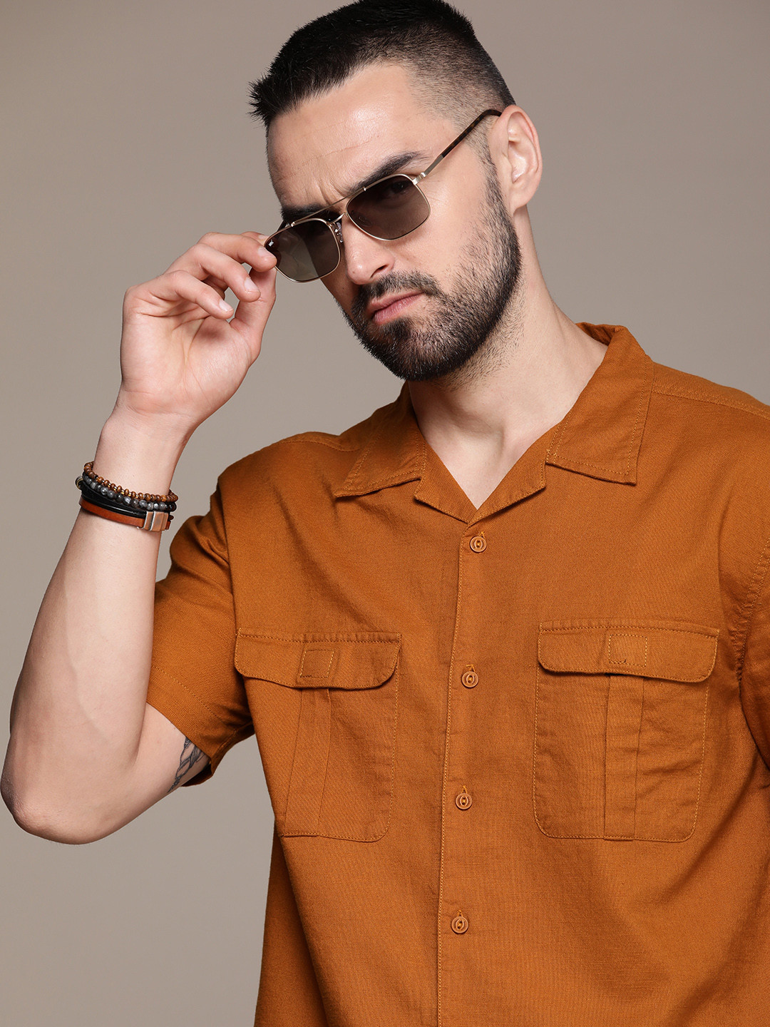 

Roadster Men Solid Relaxed Opaque Cotton Casual Shirt, Rust
