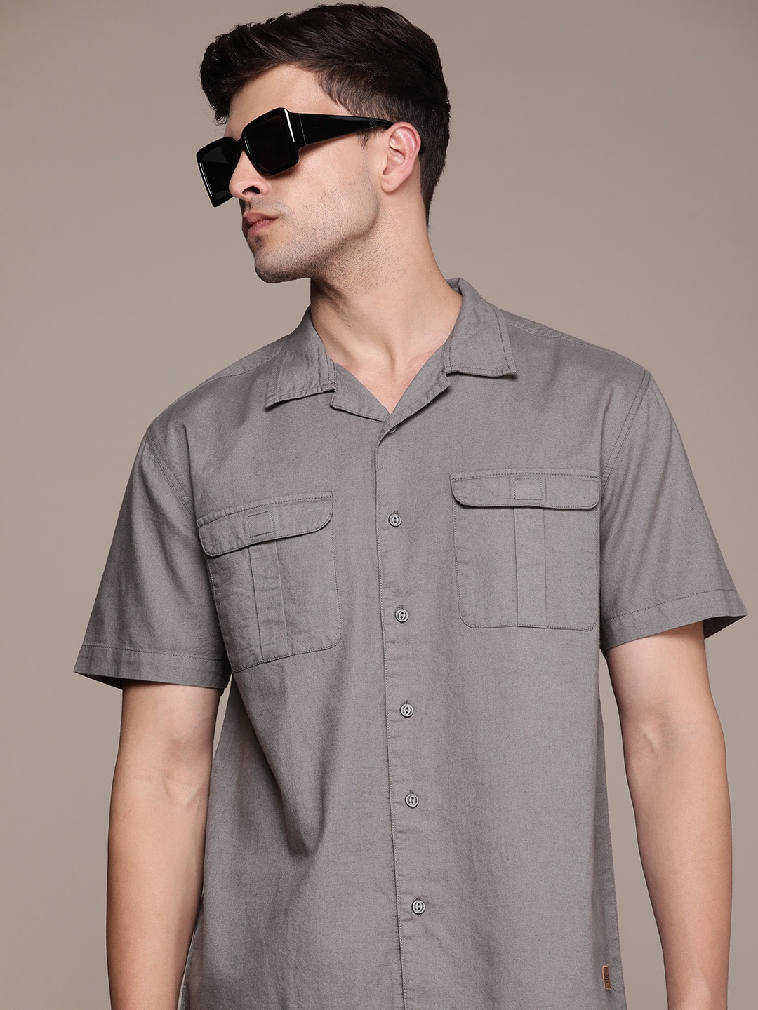 

Roadster Men Relaxed Cuban Collar Pure Cotton Casual Shirt, Grey