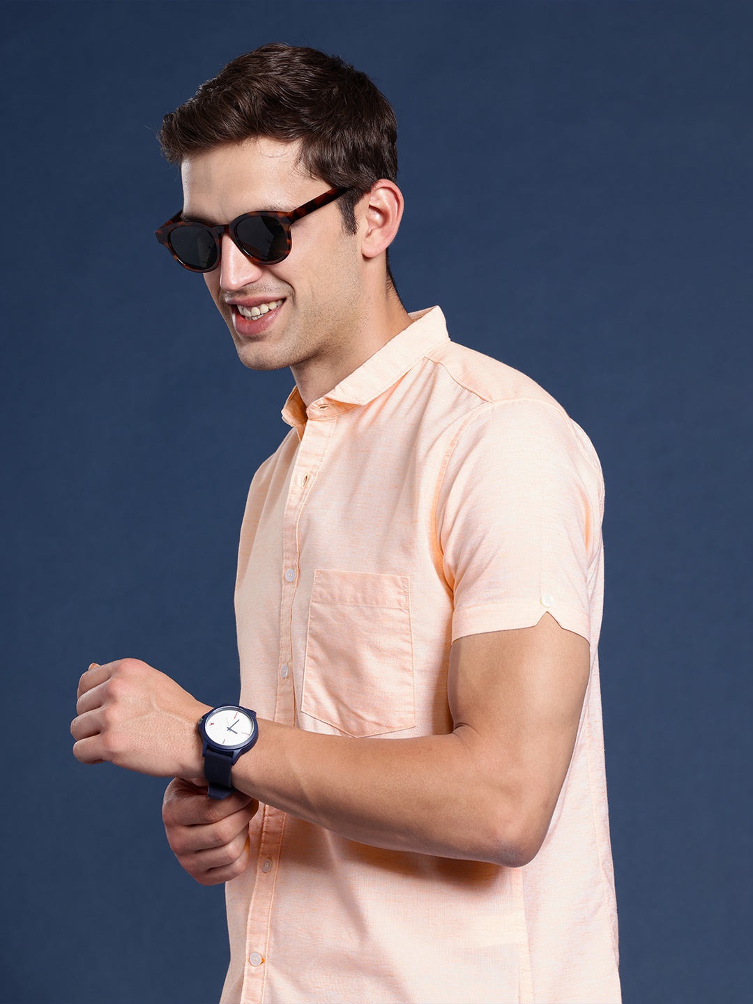 

Mast & Harbour Men Slim Fit Solid Casual Shirt, Orange