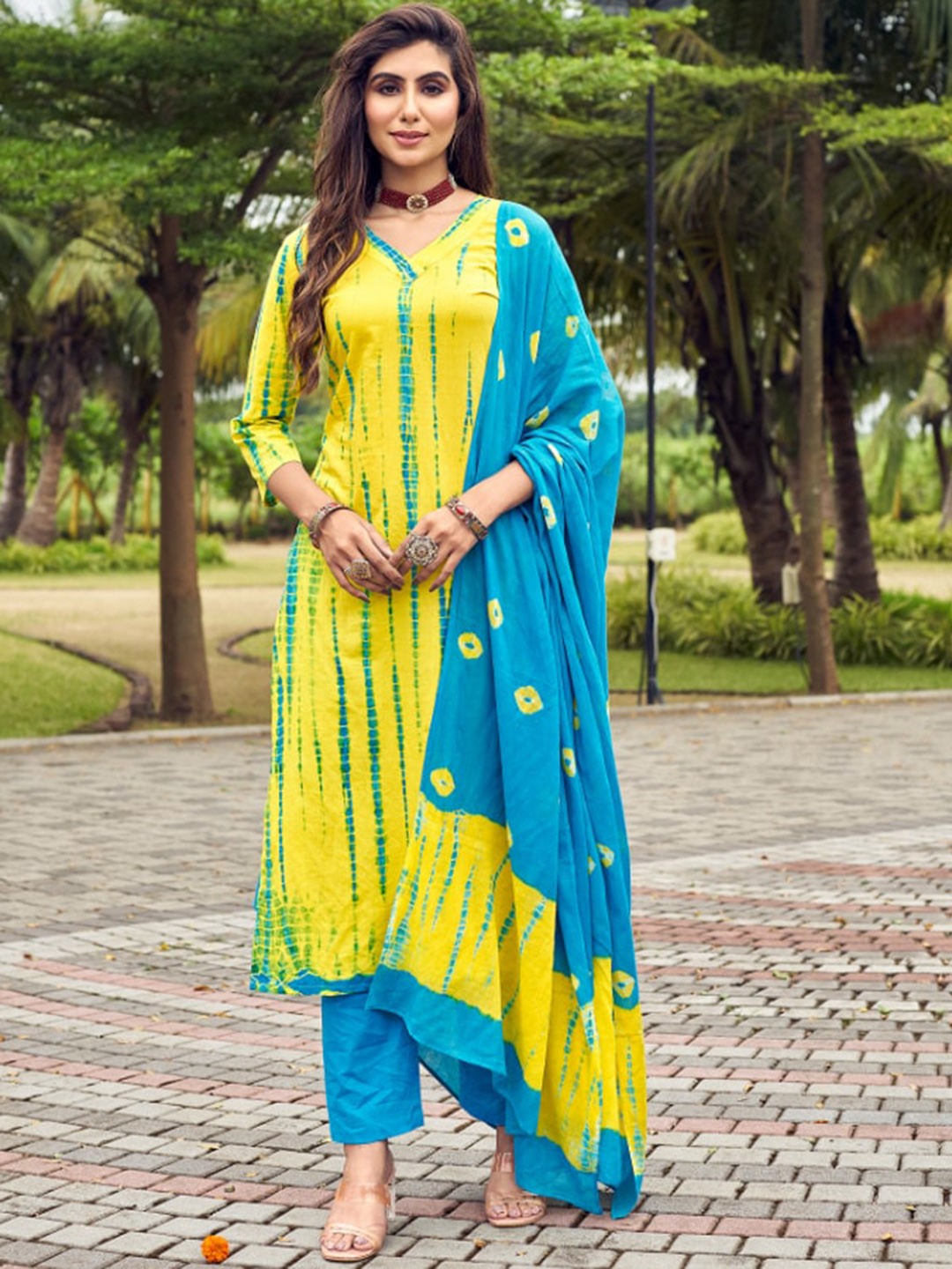 

KALINI Tie & Dyed V-Neck Kurta With Trousers & Dupatta, Yellow