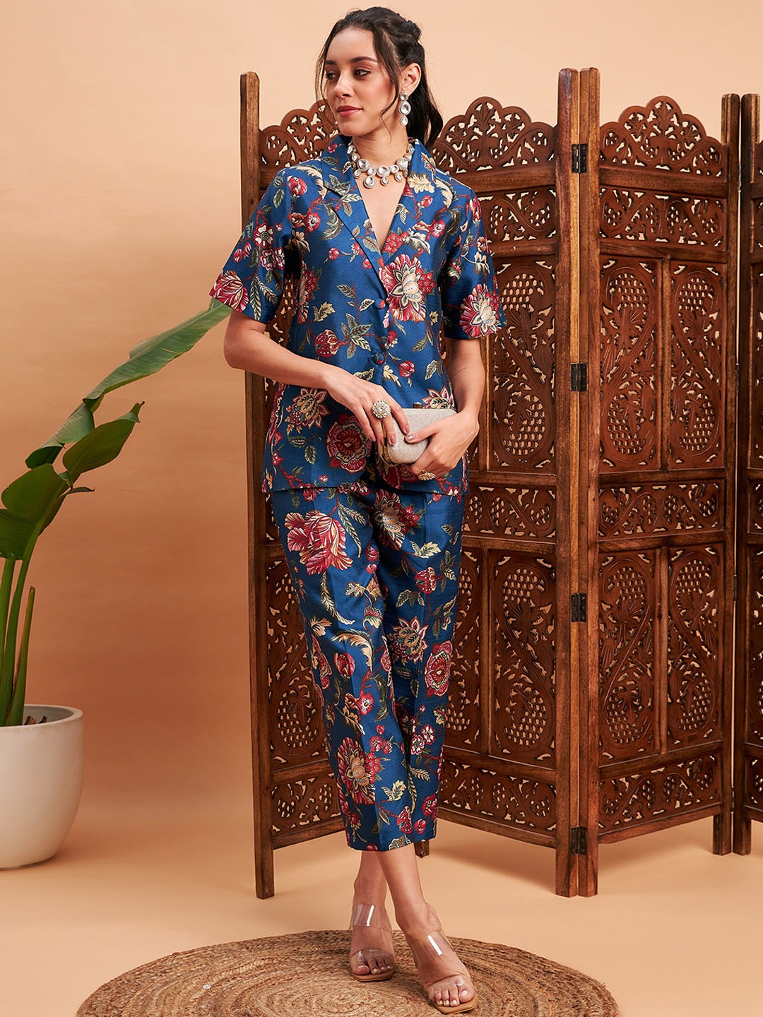 

Shae by SASSAFRAS Floral Printed Blazer & Pant Co-Ord Set, Blue