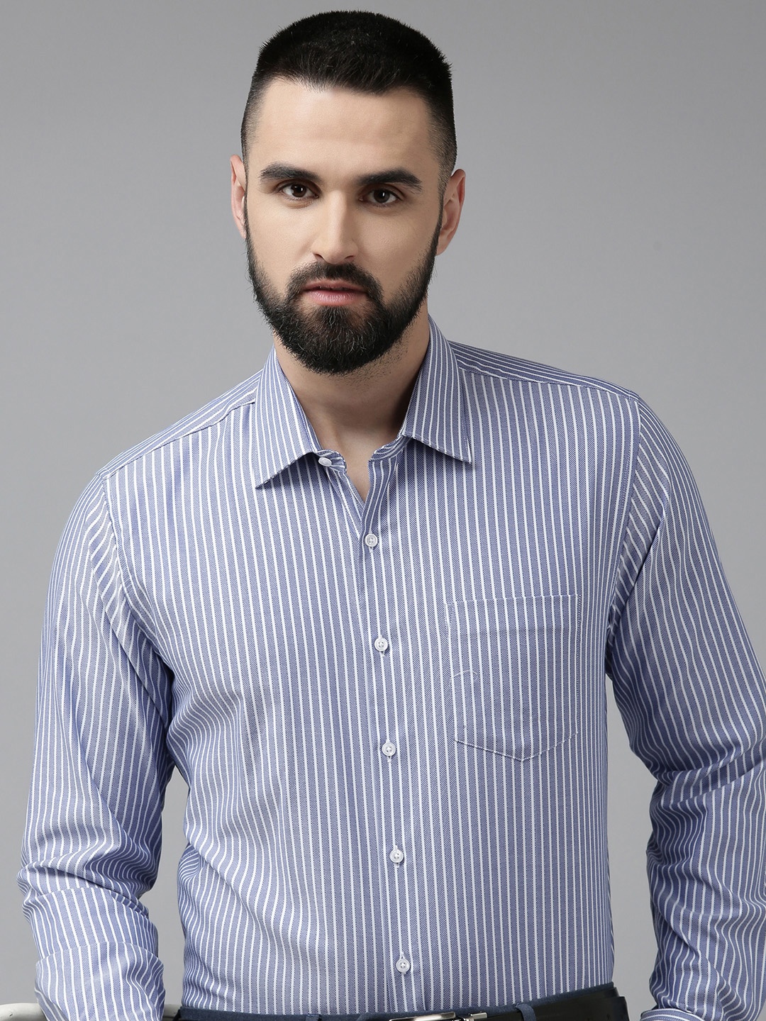 

Van Heusen Custom Fit Pure Cotton Pure Cotton Formal Shirt, Blue