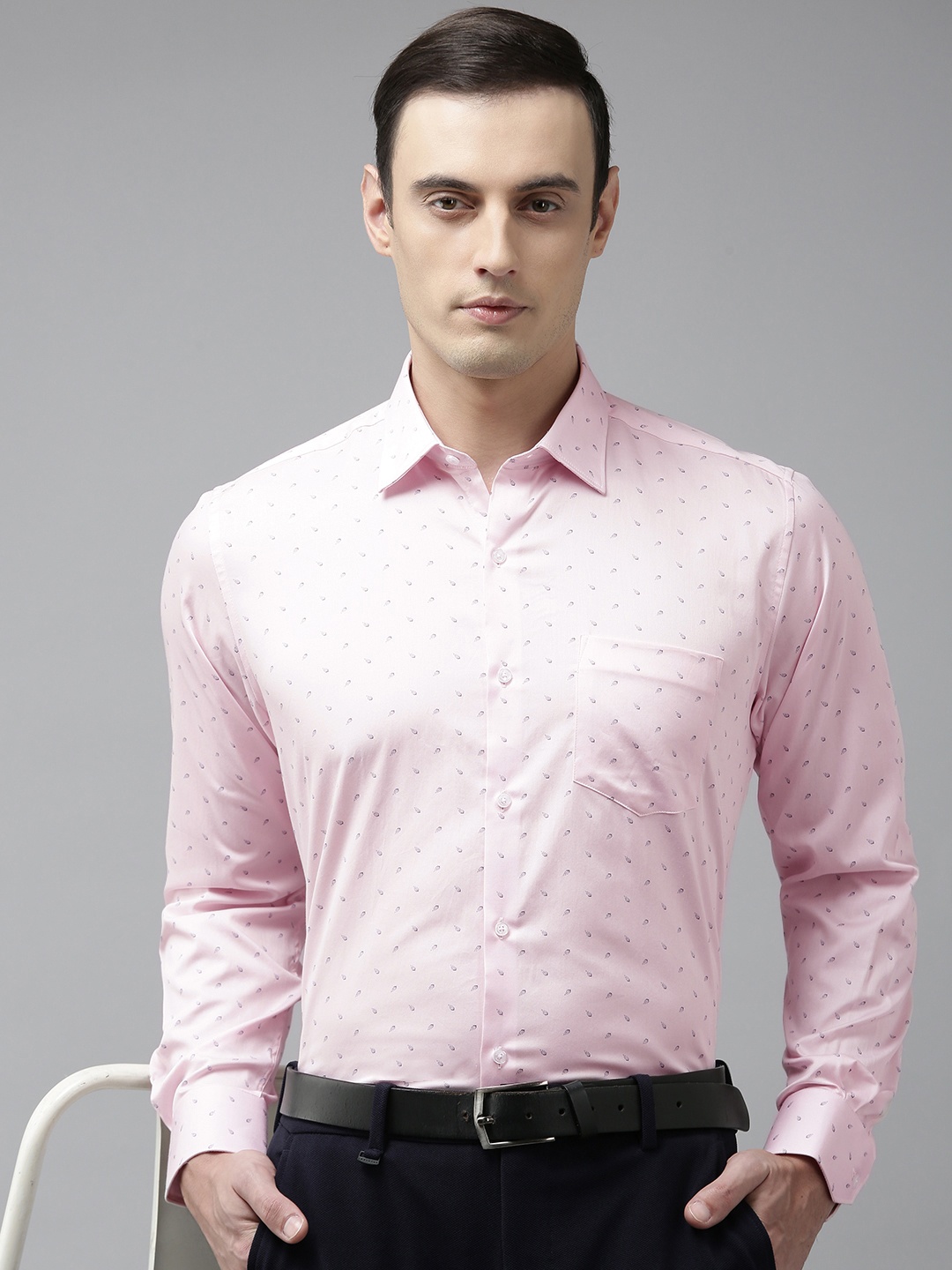 

Van Heusen Custom Opaque Printed Pure Cotton Formal Shirt, Pink