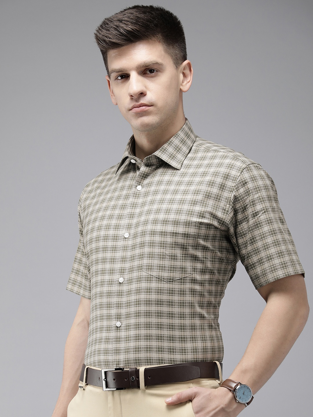 

Van Heusen Men Custom Tartan Checks Pure Cotton Formal Shirt, Brown
