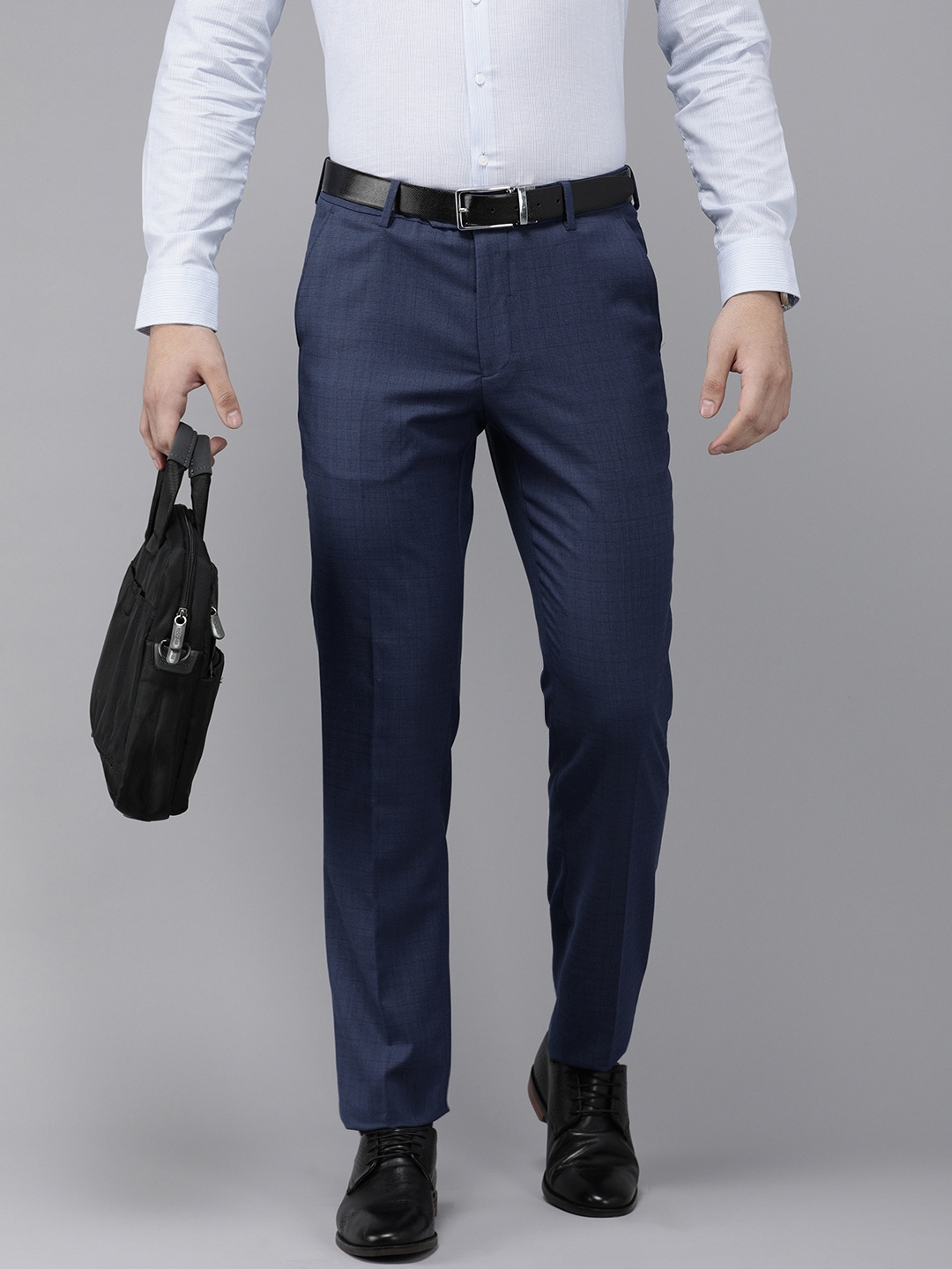 

Van Heusen Men Checked Mid-Rise Slim Fit Formal Trousers, Navy blue