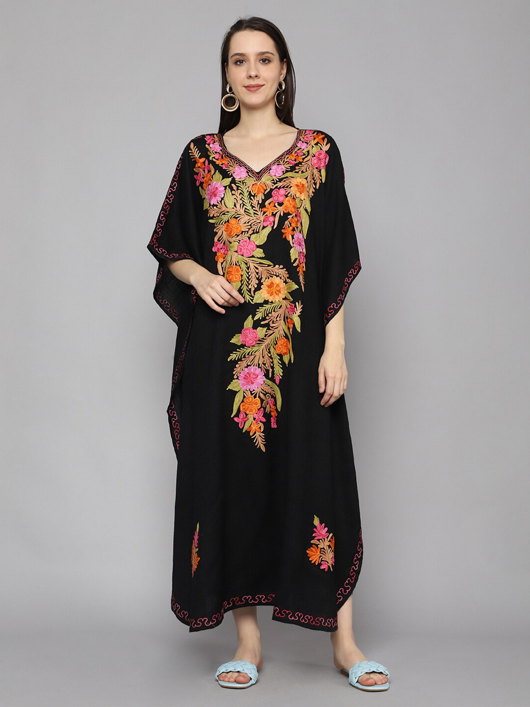 

CRAFTBAZAR Floral Printed Flared Sleeve Kaftan Maxi Wool Dress, Black