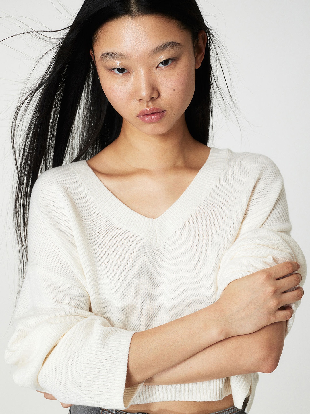 

H&M Acrylic V-Neck Jumper, White