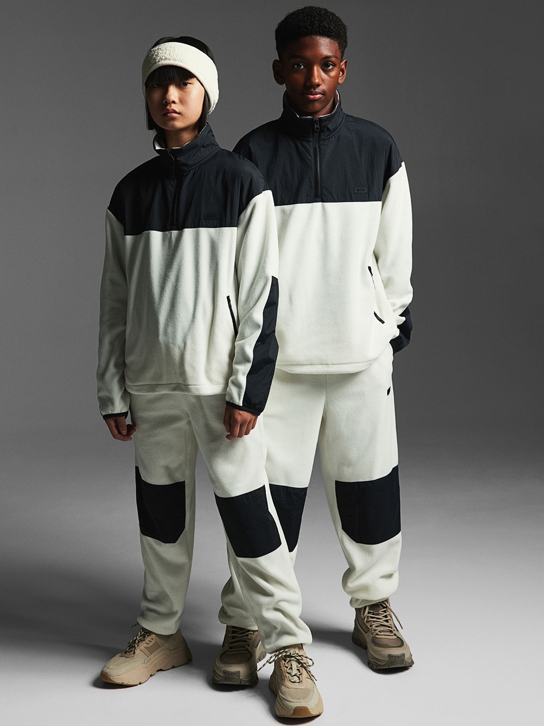 

H&M Boys Warm Fleece Joggers, White