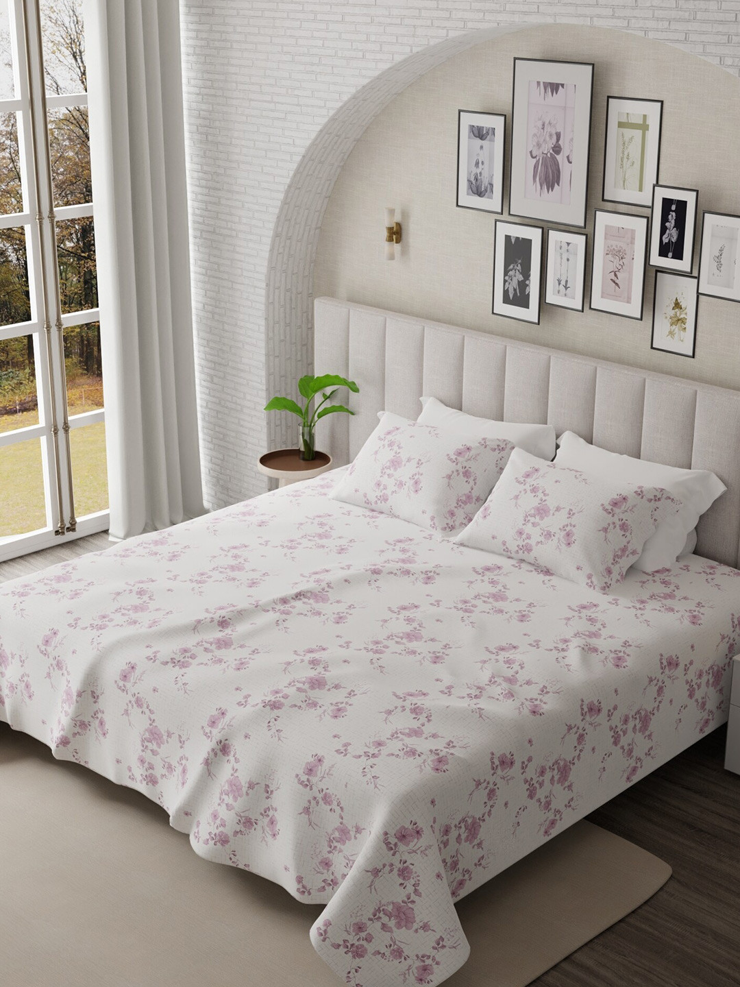 

HOUMN Pink & White Floral Pure Cotton 300 TC King Bedsheet with 2 Pillow Covers