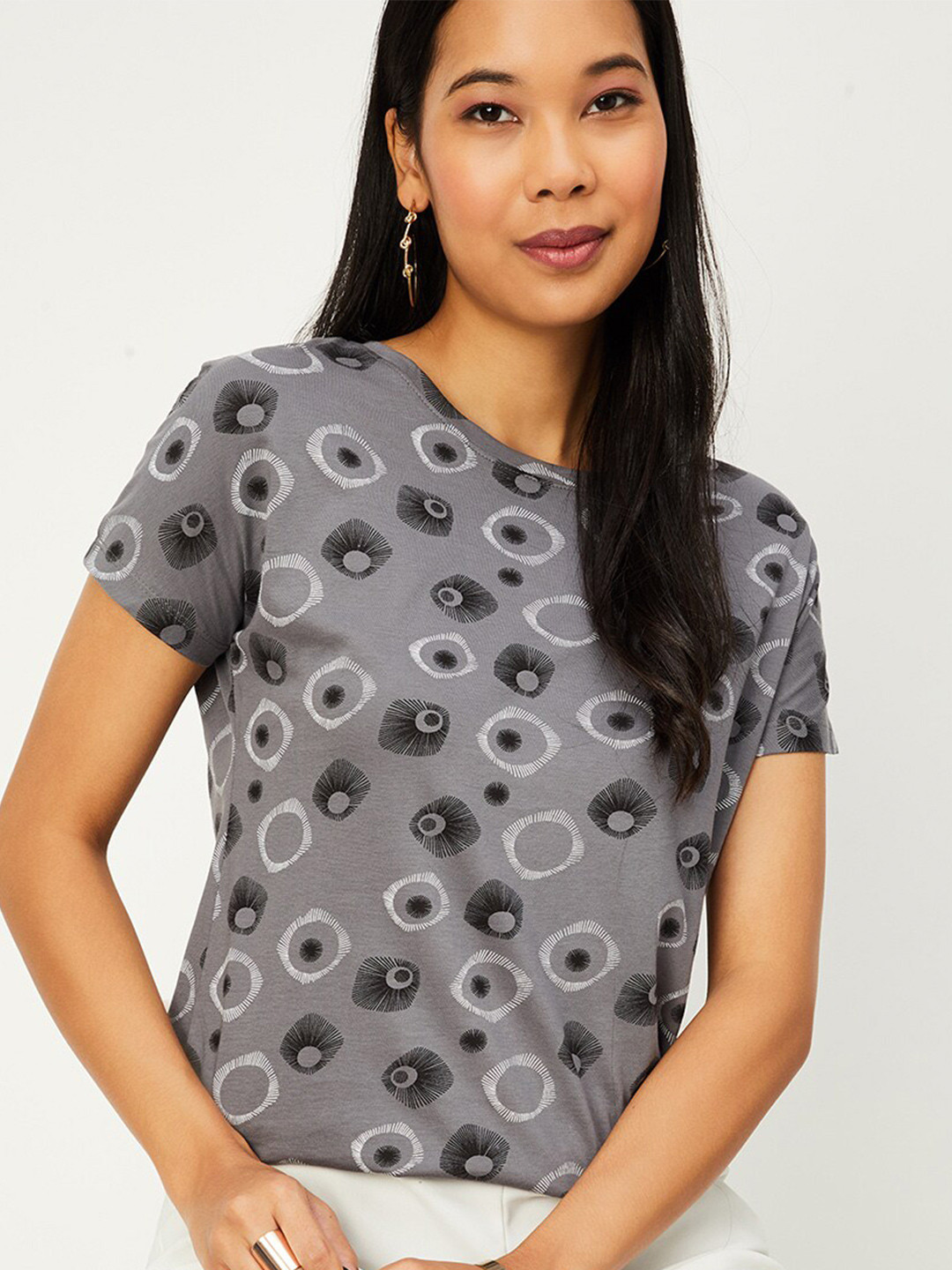 

max Geometric Printed Extended Sleeves Cotton T-shirt, Grey
