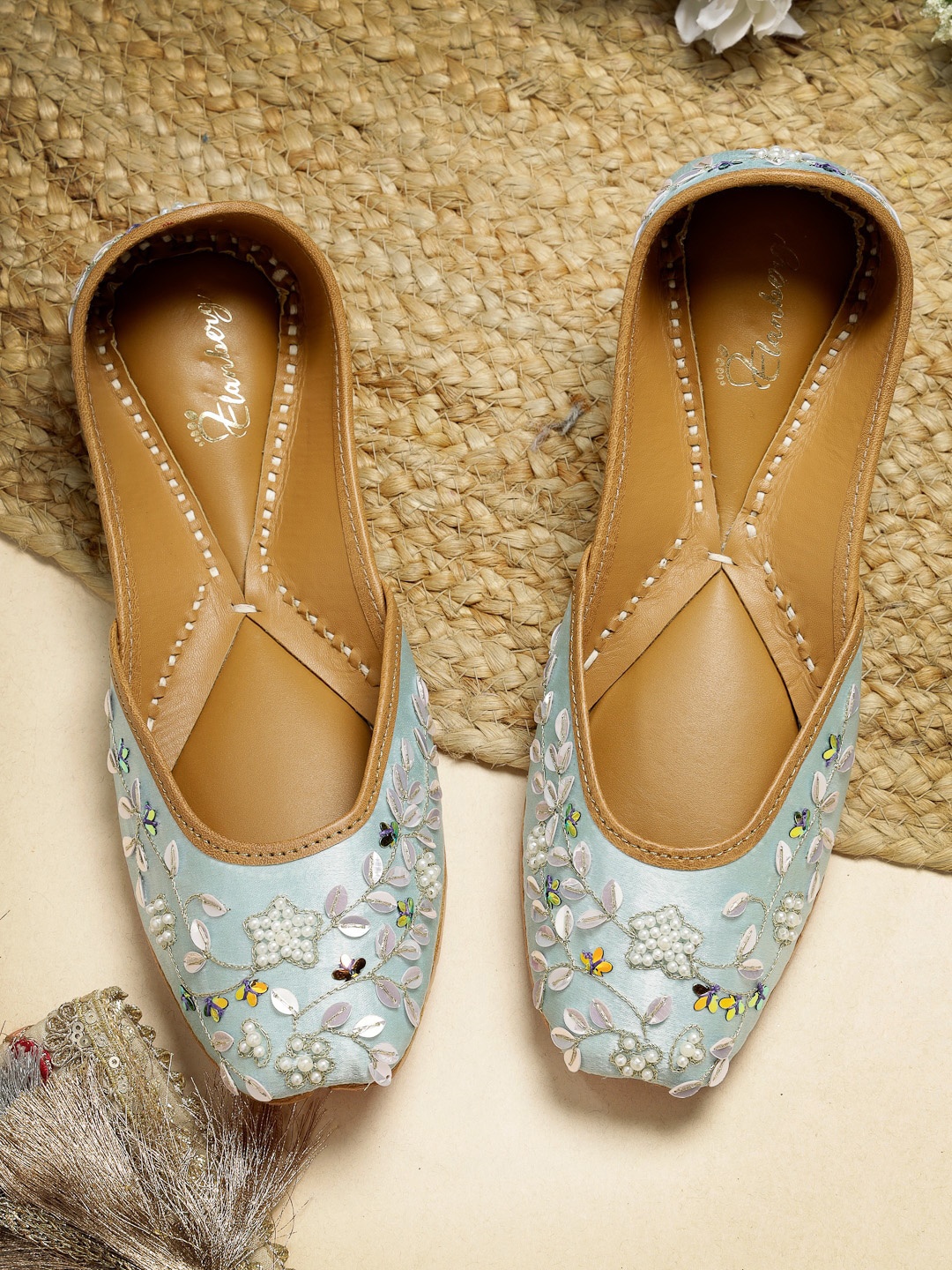 

ELANBERG Ethnic Embellished Square Toe Mojaris, Blue