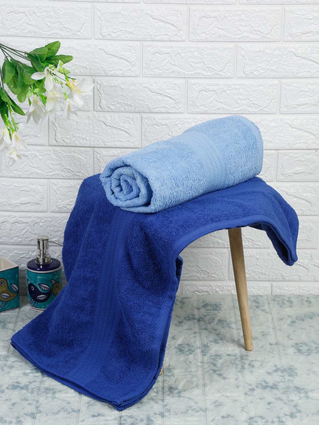 

Naksh Blue & Purple 2 Pieces Cotton 450 GSM Super Absorbent Bath Towels