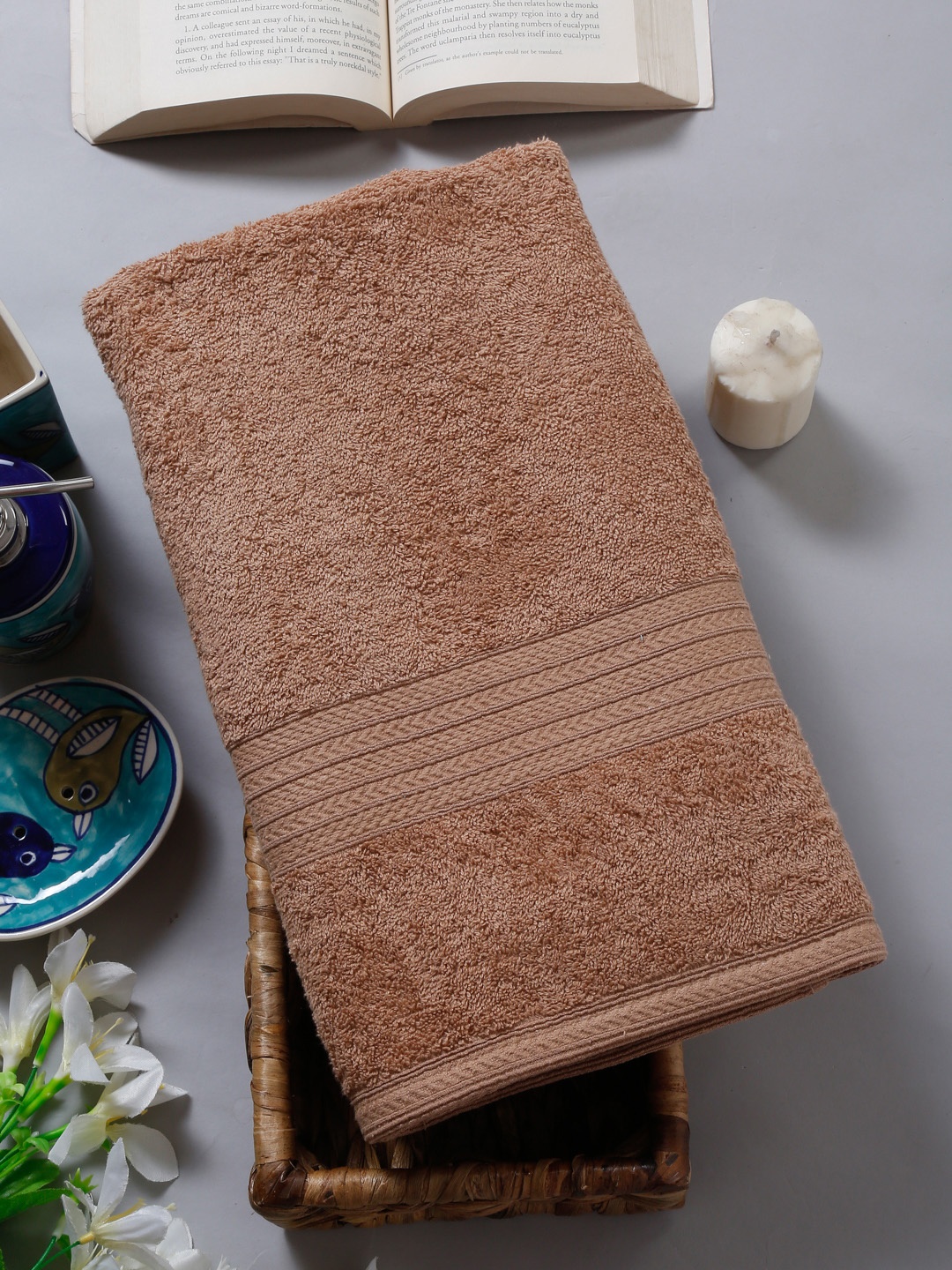 

Naksh Beige Anti-Bacterial Cotton 450 GSM Reversible Bath Towel