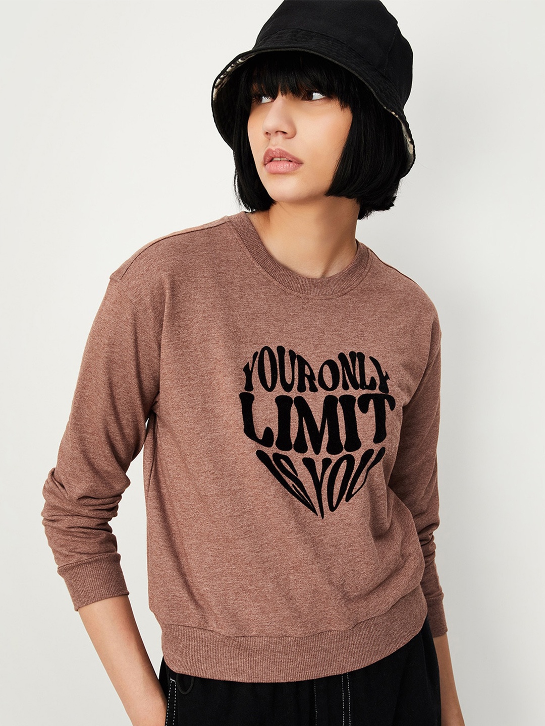 

max Typography Printed Pure Cotton Pullover, Navy blue