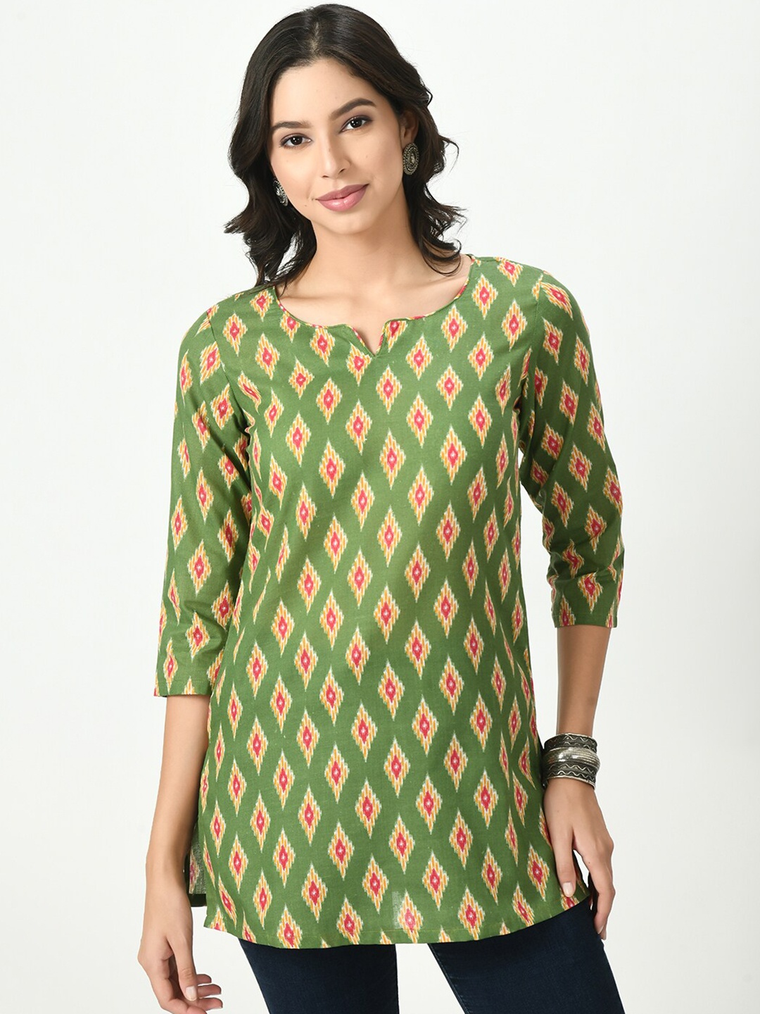 

Akshatani Ethnic Motifs Printed Pure Cotton Straight Kurti, Green