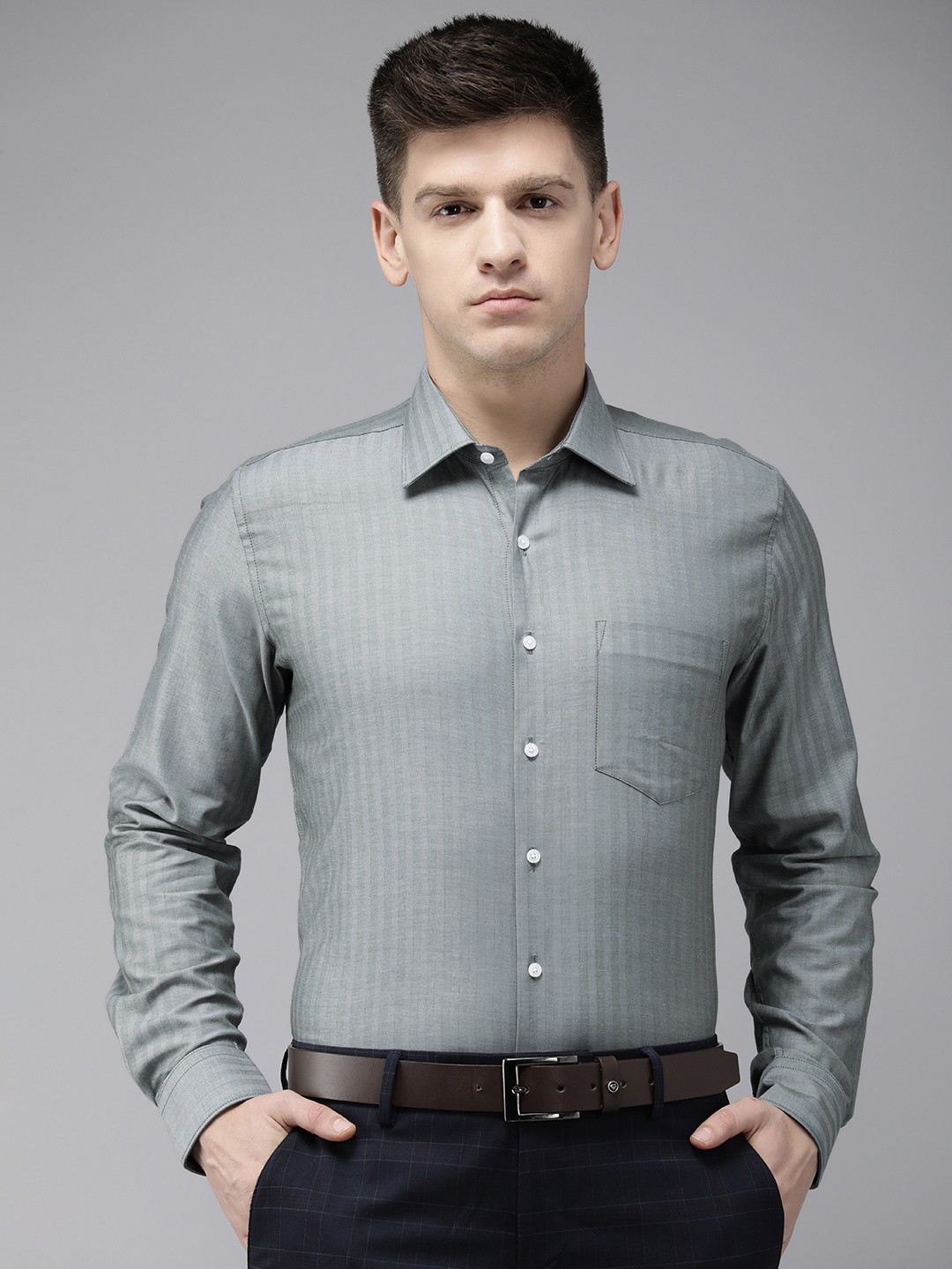 

Van Heusen Pure Cotton Slim Fit Opaque Formal Shirt, Green