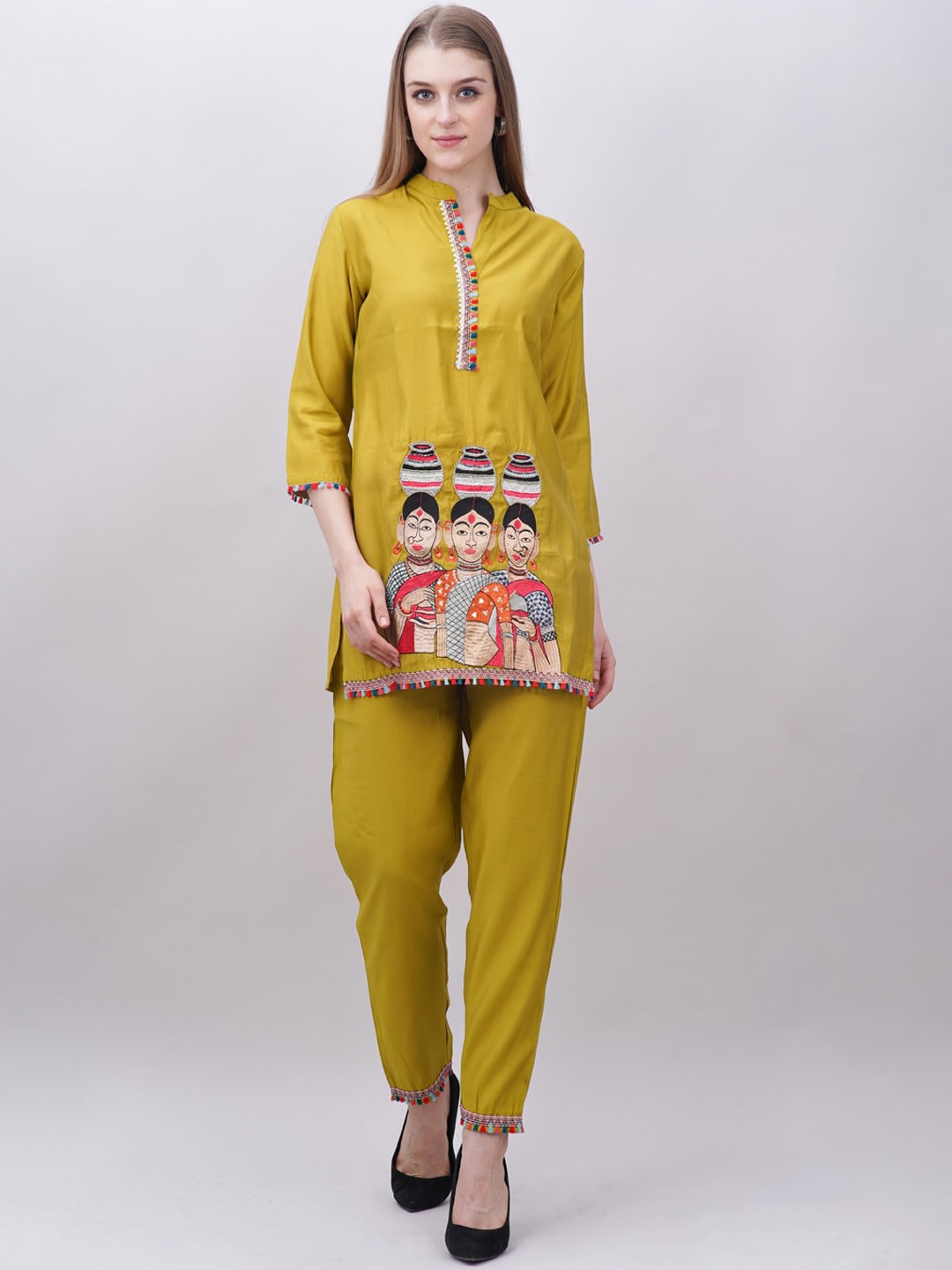 

Ashnaina Embroidered Mandarin Collar Tunic With Trousers, Lime green