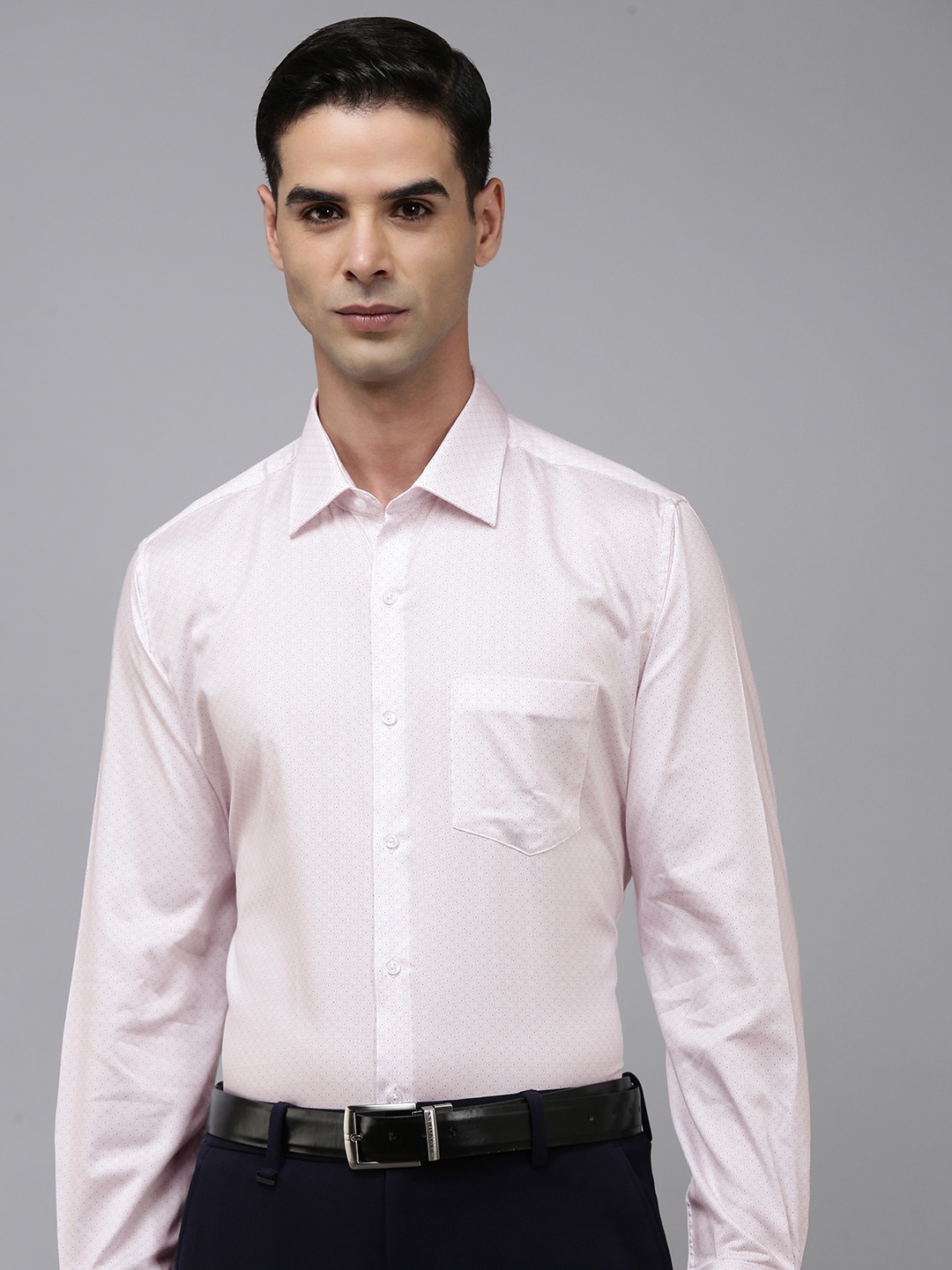 

Van Heusen Custom Fit Pure Cotton Formal Shirt, Pink