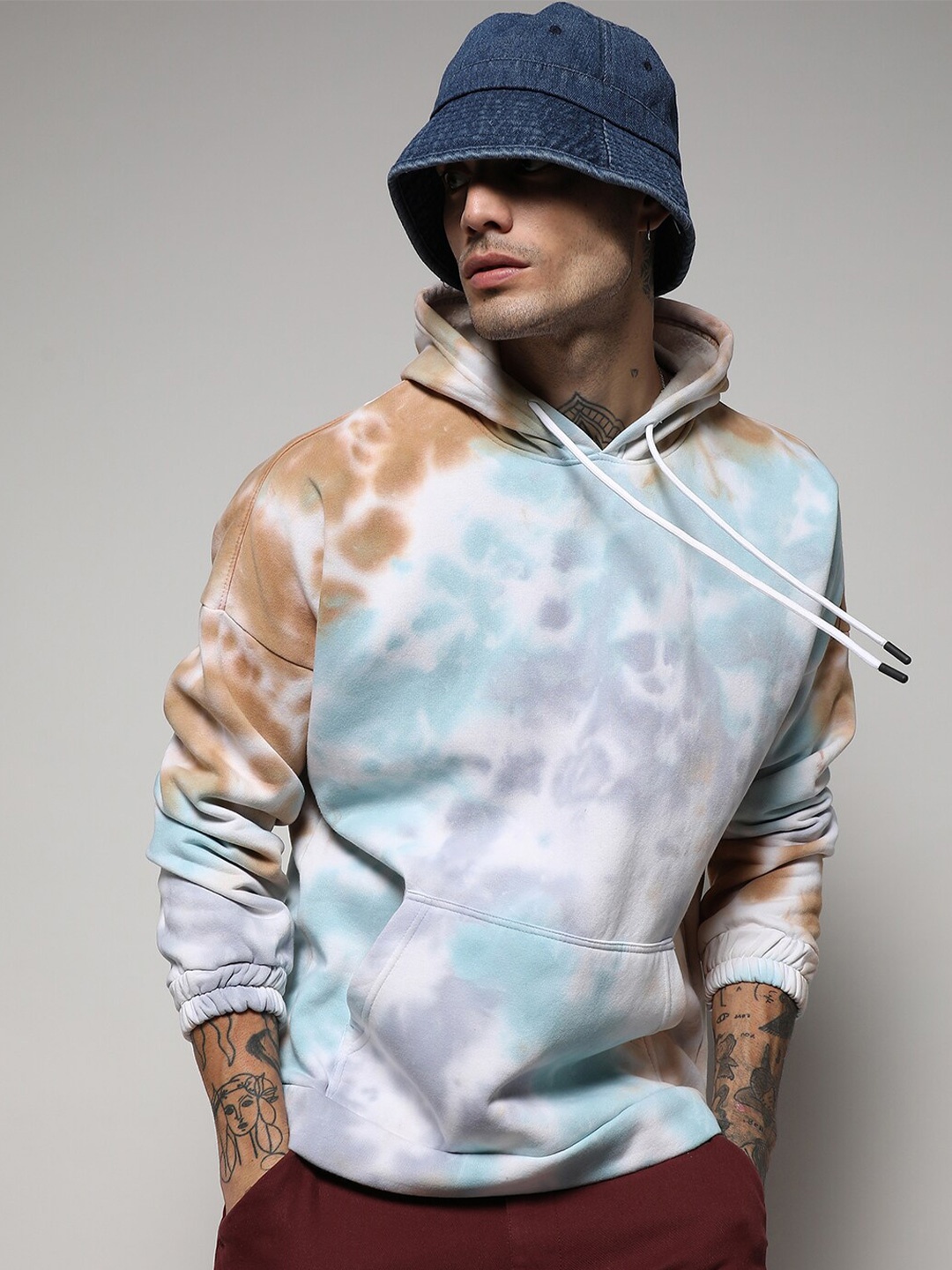 

Campus Sutra Tie & Dye Dyed Hooded Cotton Pullover, Blue