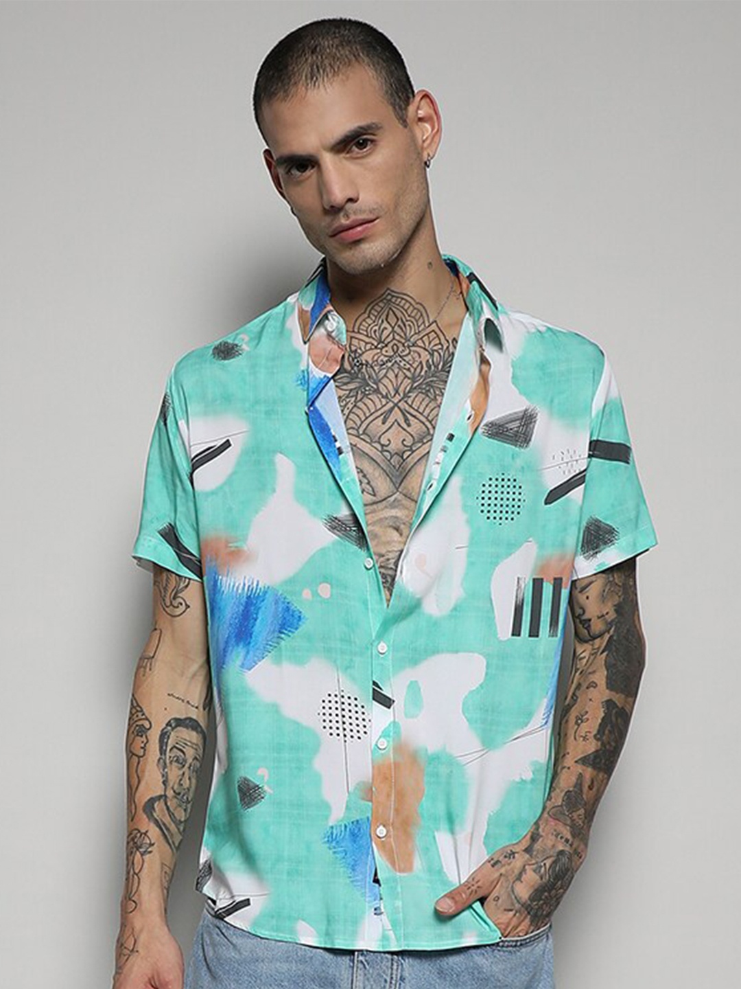 

Campus Sutra Classic Abstract Printed Casual Shirt, Green