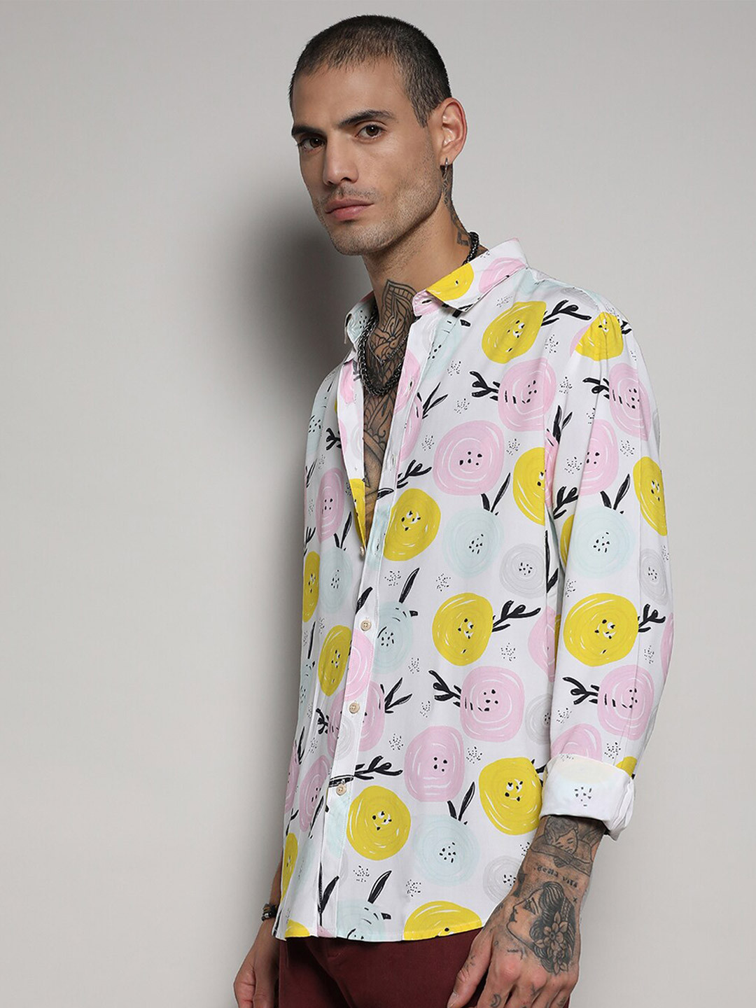 

Campus Sutra Classic Floral Printed Casual Shirt, White