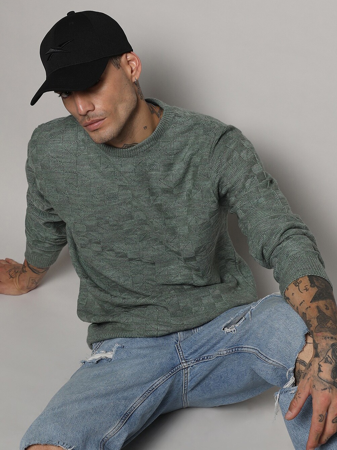 

Campus Sutra Green Geometric Self Design Acrylic Pullover