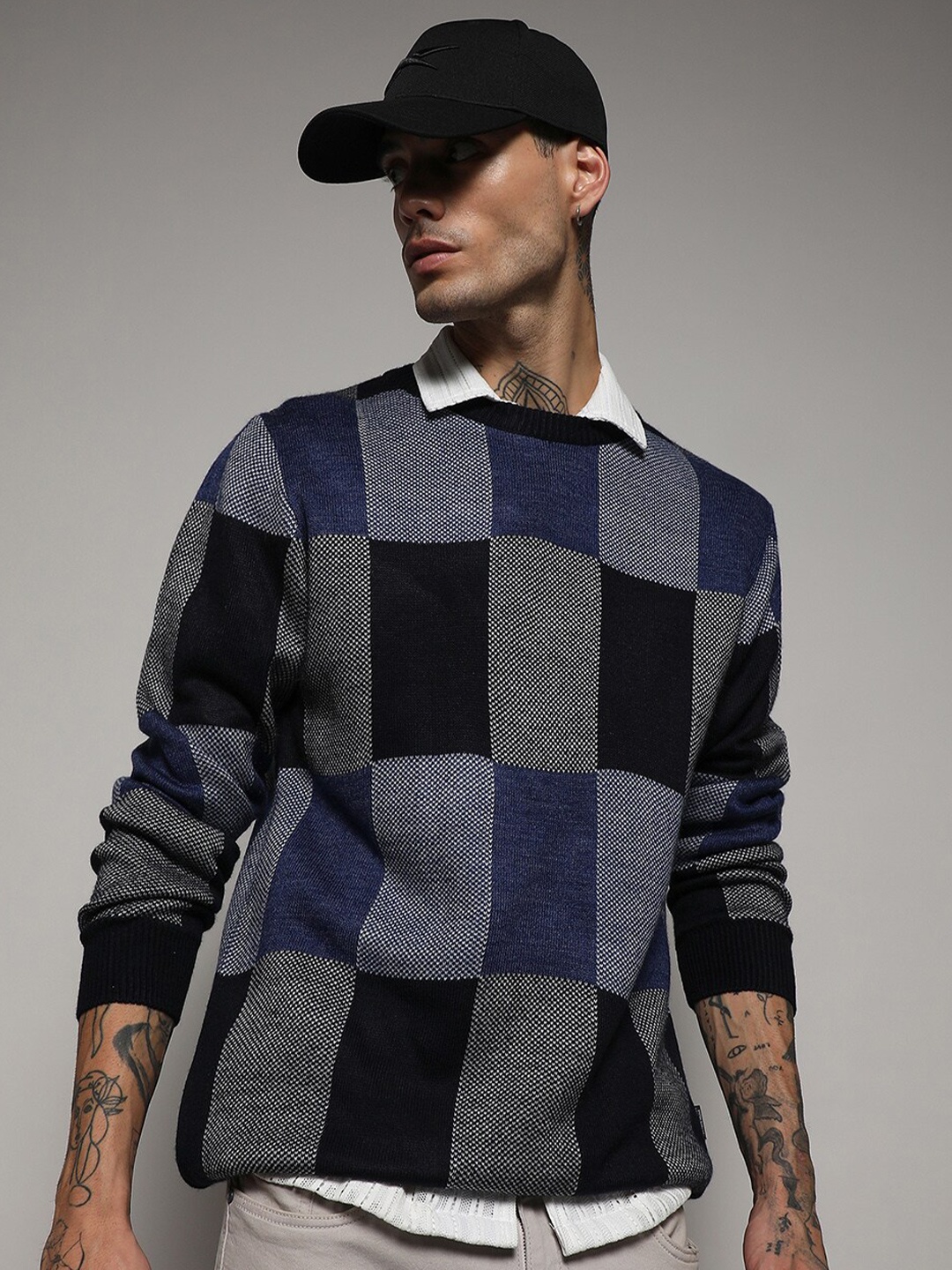 

Campus Sutra Checked Woollen Pullover, Blue