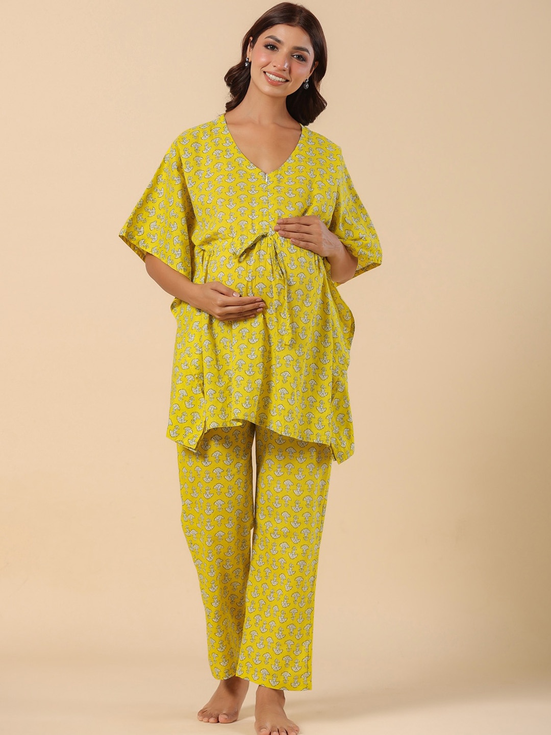 

Ikk Kudi by Seerat Ethnic Motifs Printed V-Neck Pure Cotton Maternity Night Suit, Yellow
