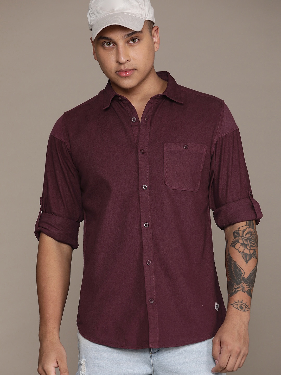 

Roadster Men Comfort Solid Regular Fit Casual Shirt, Taupe