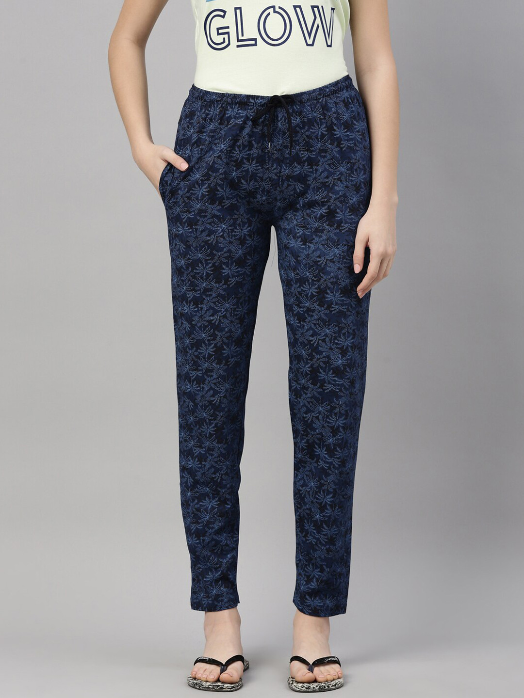 

Kryptic Women Floral Printed Mid-Rise Pure Cotton Lounge Pants, Blue