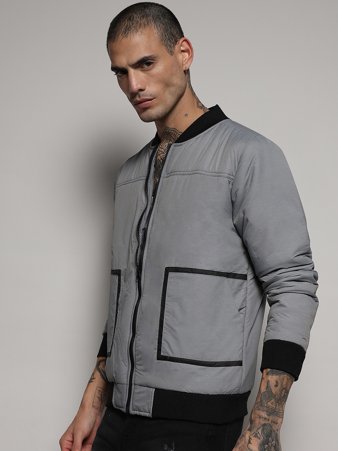 

Campus Sutra Men Grey Stand Collar Windcheater Puffer Jacket