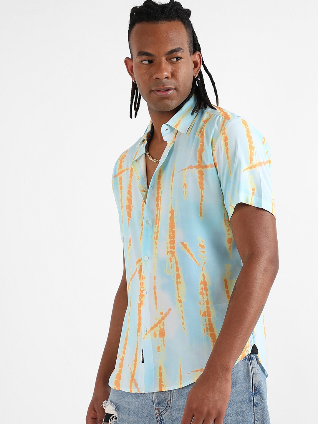 

Campus Sutra Classic Abstract Printed Spread Collar Casual Shirt, Blue