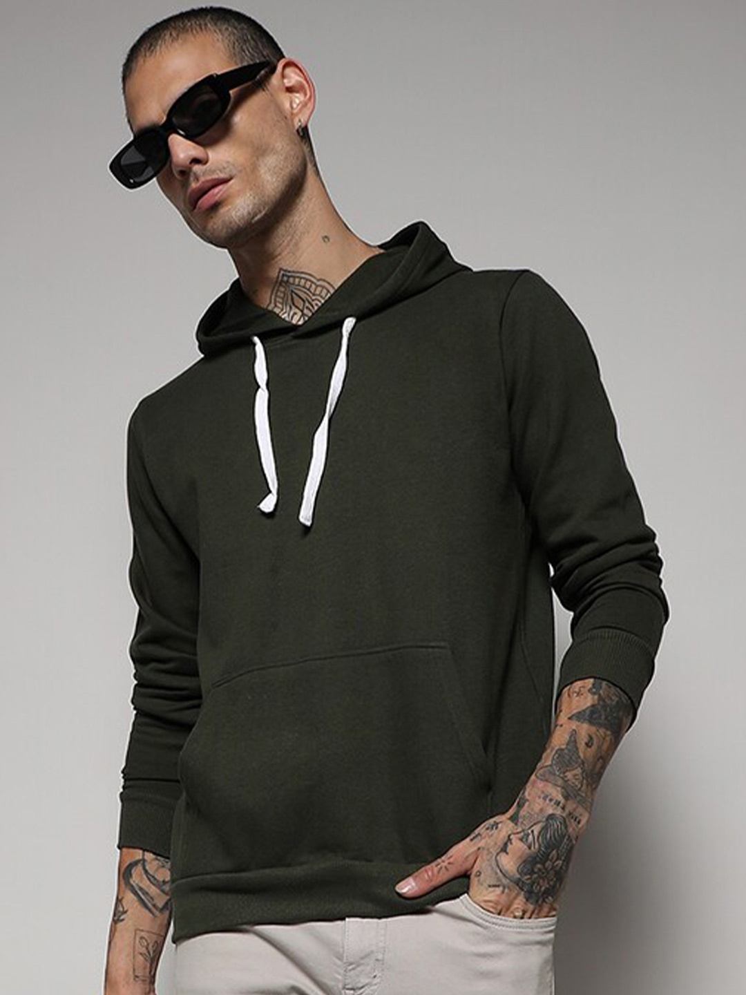 

Campus Sutra Hooded Cotton Sweatshirt, Green