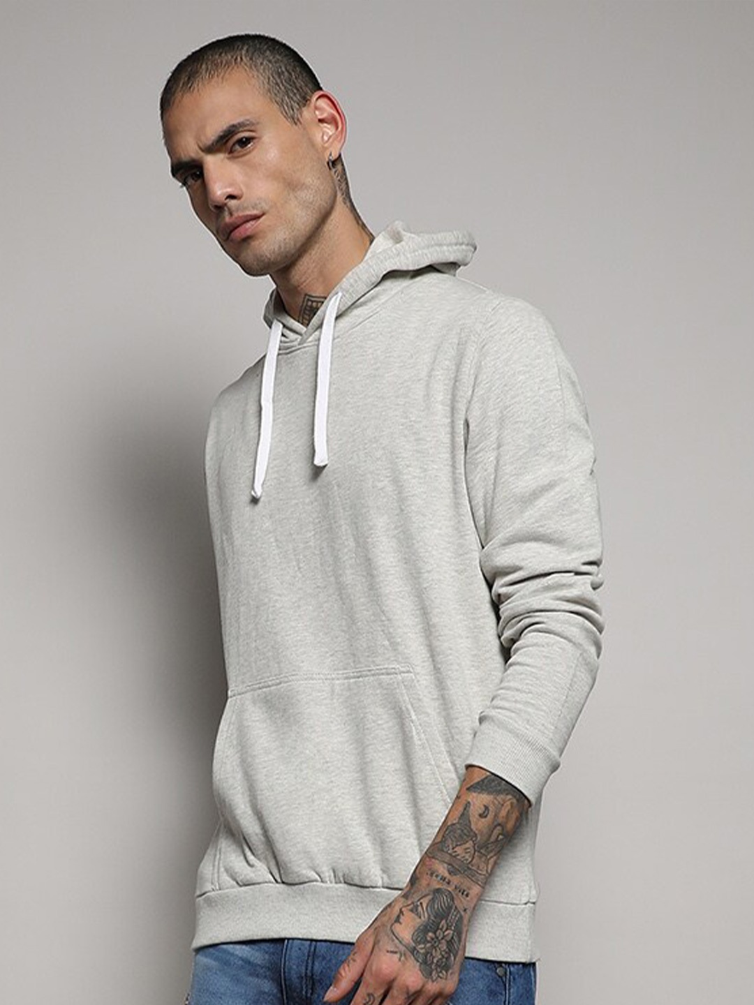 

Campus Sutra Hooded Kangaroo Pocket Cotton Sweatshirt, Grey