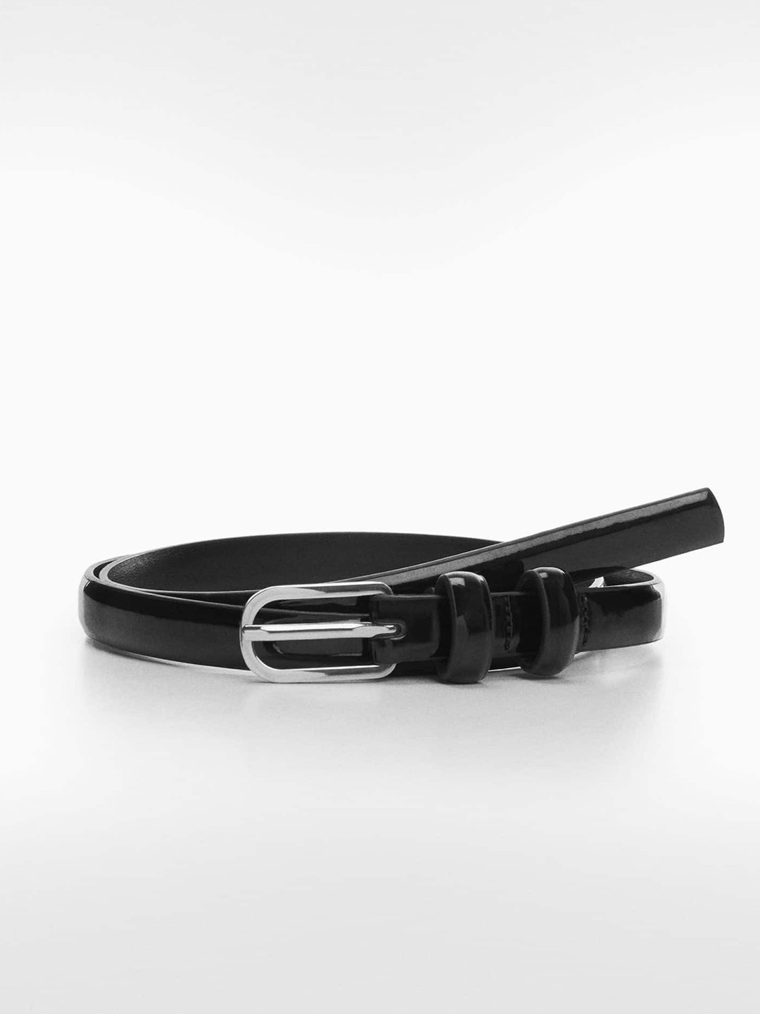 

MANGO Women Glossy Finish Slim Belt, Black